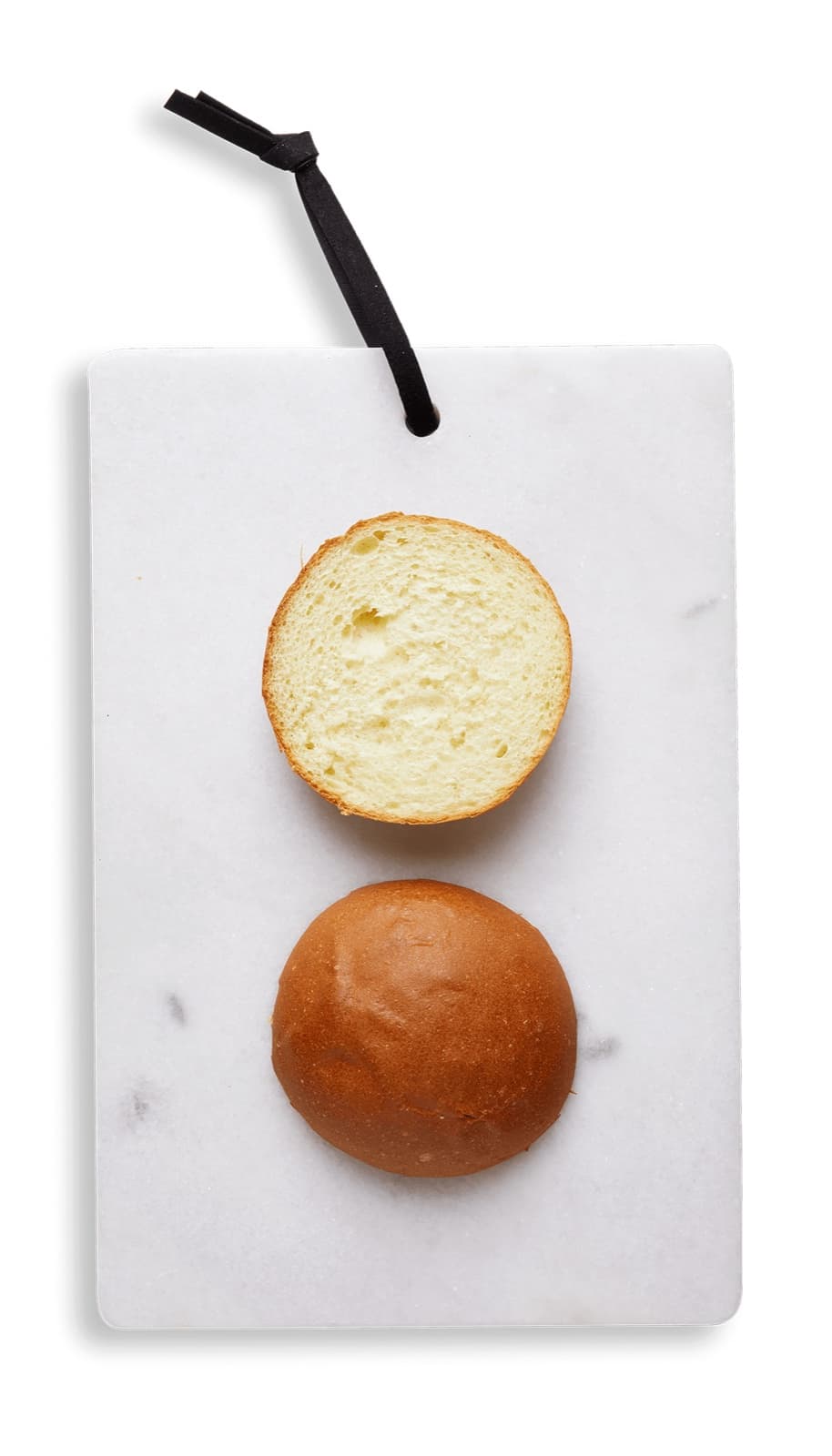 Vegan briochebol, doorgesneden